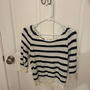 Vintage knit sweater